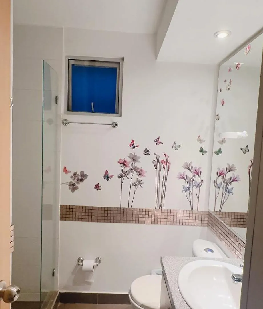 Apartamento Amoblado Bogota 0*,
